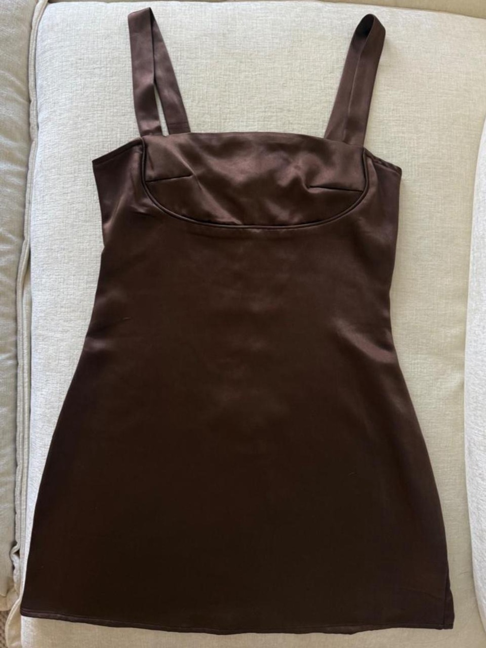 chocolate brown satin mini dress ☕️